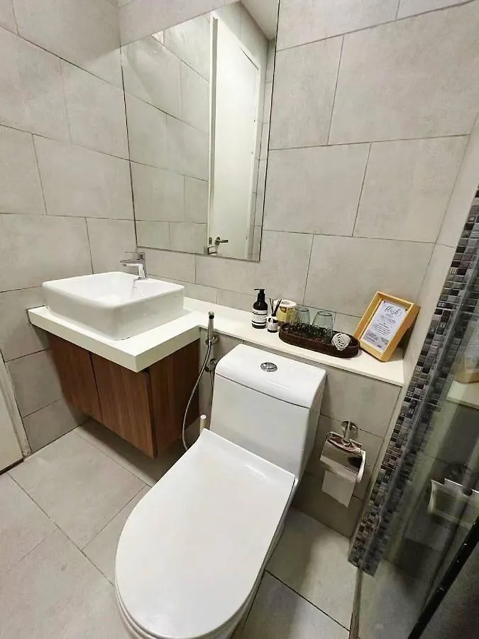 Seaside Pool View Studio Apartment At Kota Kinabalu City Centre