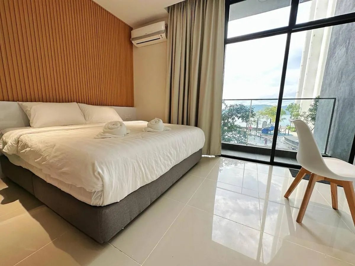 Seaside Pool View Studio Apartment At Kota Kinabalu City Centre