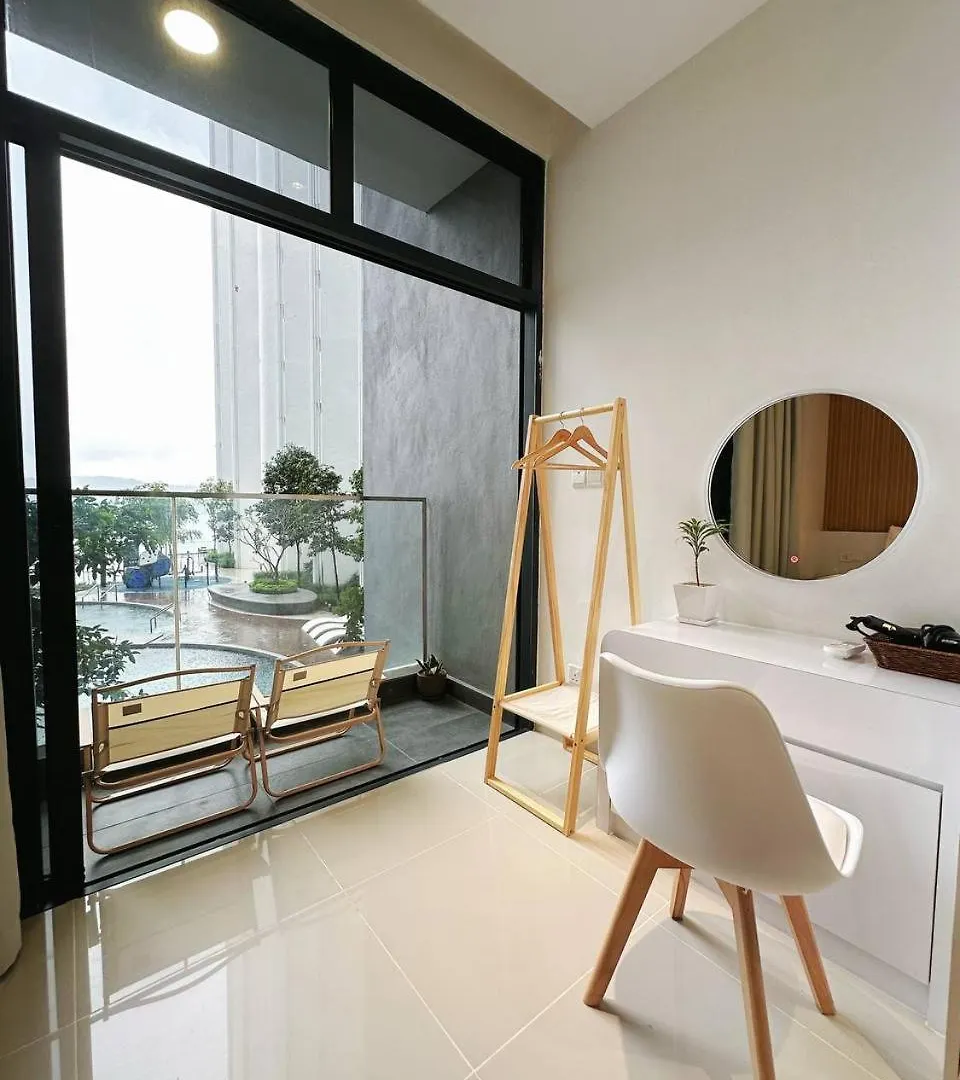 Seaside Pool View Studio Apartment At Kota Kinabalu City Centre